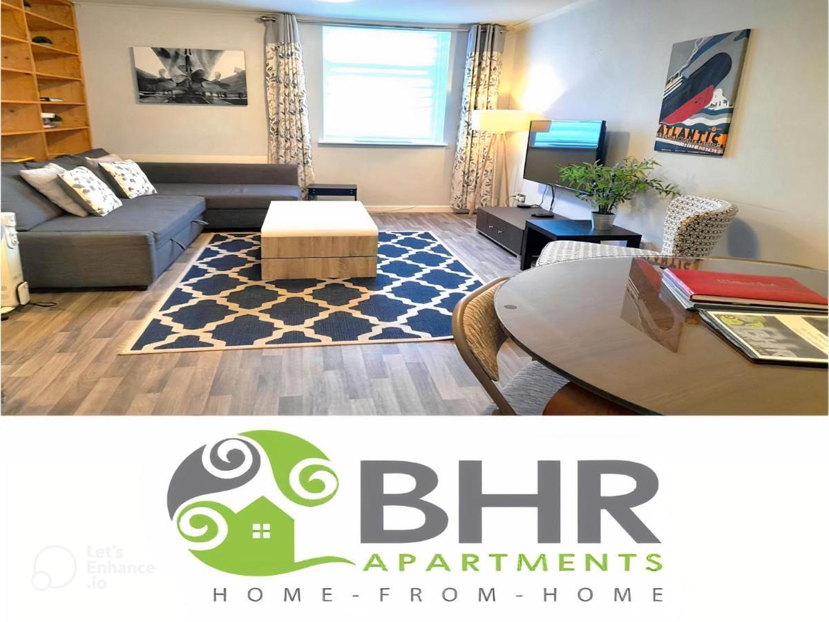 בלפסט Excellent Location - City Centre - Parking - 4 Beds -2 Bedrooms מראה חיצוני תמונה