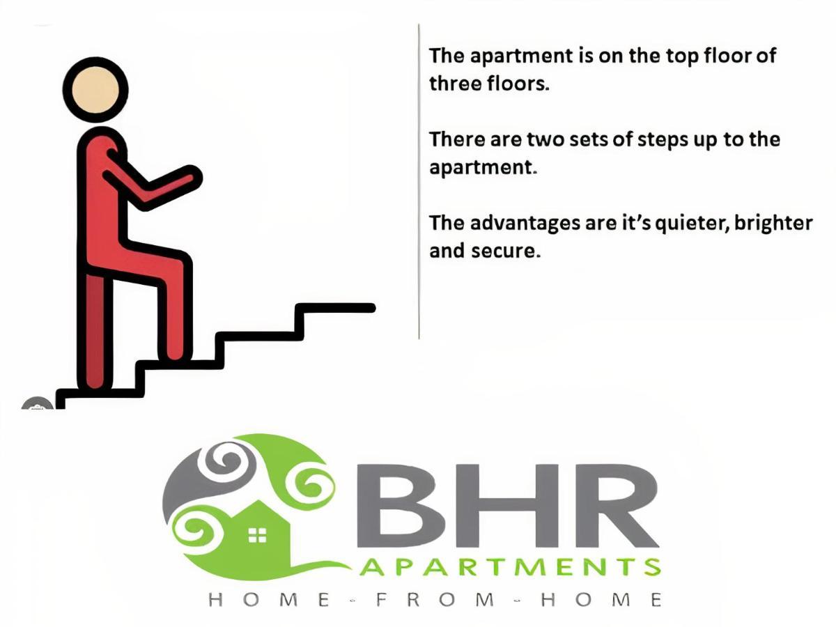 בלפסט Excellent Location - City Centre - Parking - 4 Beds -2 Bedrooms מראה חיצוני תמונה